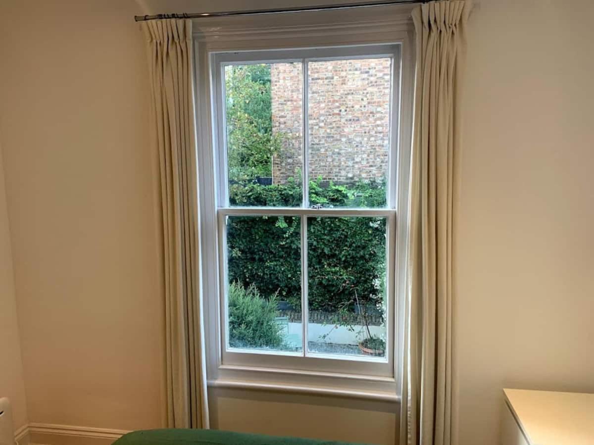 Lovely Spacious 1-Bedroom Flat In Tufnell Park Close To Central ลอนดอน ภายนอก รูปภาพ